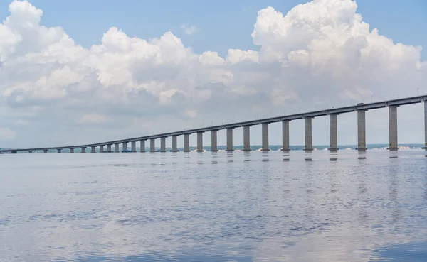 Mostu Iranduba Manaus, zwany także Ponte Rio Negro w Brazylii — Zdjęcie stockowe