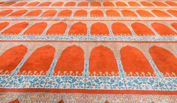 Vue en perspective du tapis à l'intérieur de la mosquée bleue, Istanbul — Photo