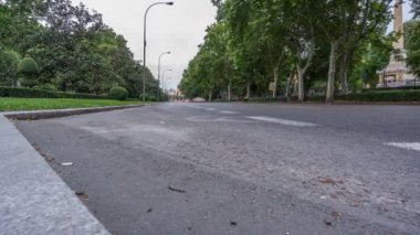 Paseo del Prado, Madrid loopable trafikte