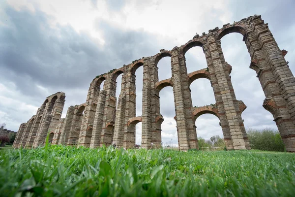 Aqueduct of the Miracles in Merida, Spain, UNESCO — Stock Photo, Image