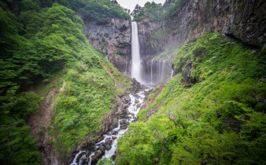 Kegon Falls, Nikko, geniş açı alt ipek su