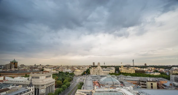 Skyline de Madrid en un día nublado nr2 — Foto de Stock