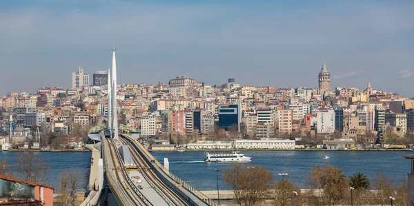 Krásný výhled na Istanbul galata tower a most, Turecko — Stock fotografie