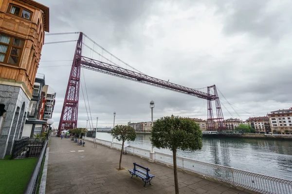 Široký úhel pohledu bizkaia visutý most — Stock fotografie