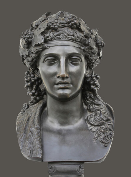 Бронзовая статуя Диониса
