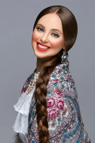 美丽的俄罗斯姑娘 — 图库照片