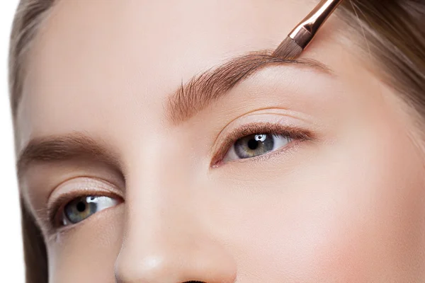 여자 수정 눈 썹 형태 — 스톡 사진