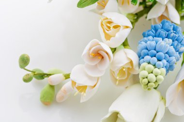 güzel bahar çiçek buketi