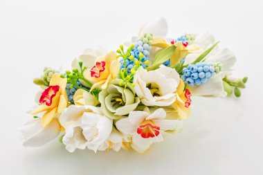 güzel bahar çiçek buketi