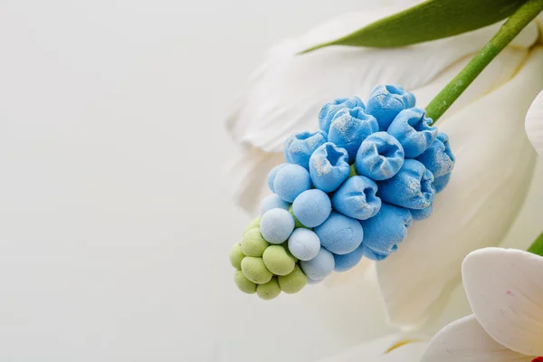 Hermoso ramo de flores de primavera — Foto de Stock