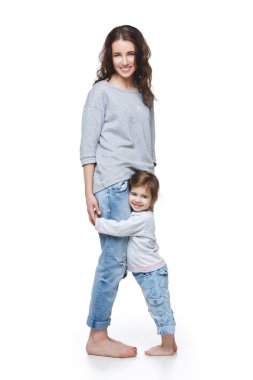 Küçük kızı ile güzel genç anne