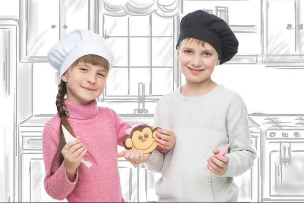 Niños con galleta de Navidad de jengibre — Foto de Stock