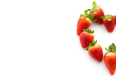 kalp şeklinde çilek