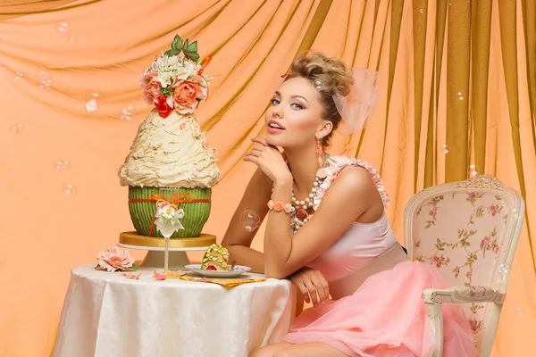 花嫁の結婚式のケーキ — ストック写真