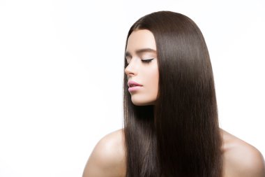 Sağlıklı parlak saçlı güzel kız