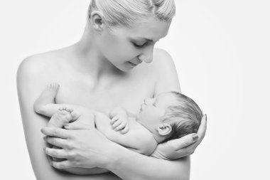 Anne ve yeni doğan oğlu