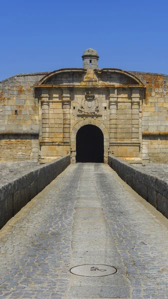Gateway deur uit Portugese dorp van Almeida — Stockfoto