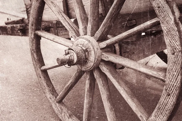 Carrinho de madeira velho cavalo desenhado em Tbilisi, Geórgia — Fotografia de Stock