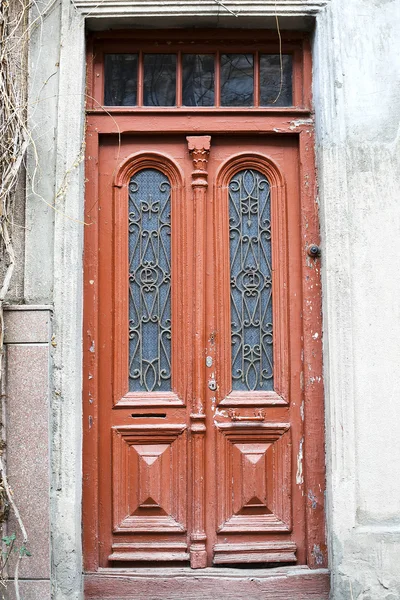 Art-Nouveau decoración de puertas en hierro forjado en el casco antiguo de Tiflis — Foto de Stock