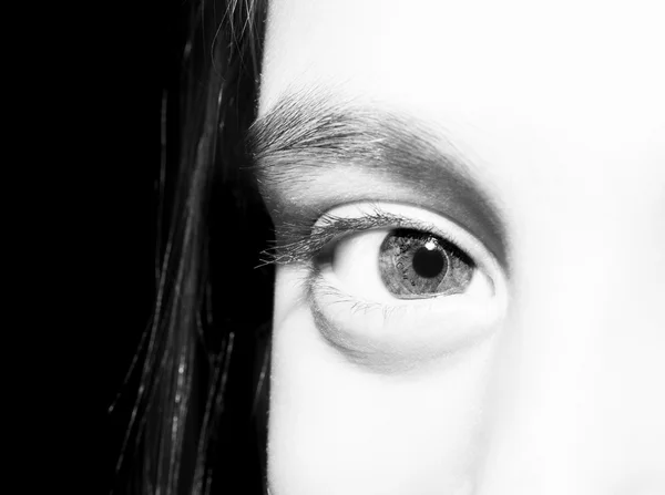Makró közelről portré fiatal lány szeme. — Stock Fotó