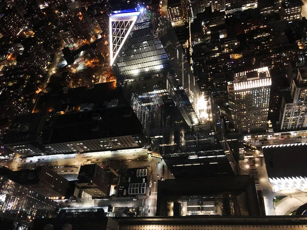 NEW-YORK, UAS 14 november 2020: Manhattan uitzicht vanuit de wolkenkrabber in New York, USA — Stockfoto
