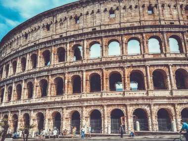 ROME, ITALY 21 Temmuz 2018: Roma mimarisi ve şehir manzarası Roma, İtalya.
