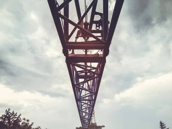 塔瓦斯敏达公园天台起重机的铁制结构 高质量的照片 — 图库照片