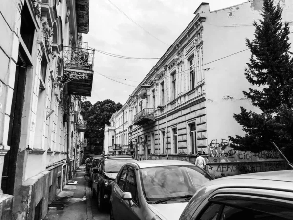 Tbilisi Georgia Julho 2019 Bela Rua Espaçosa Com Muitos Carros — Fotografia de Stock
