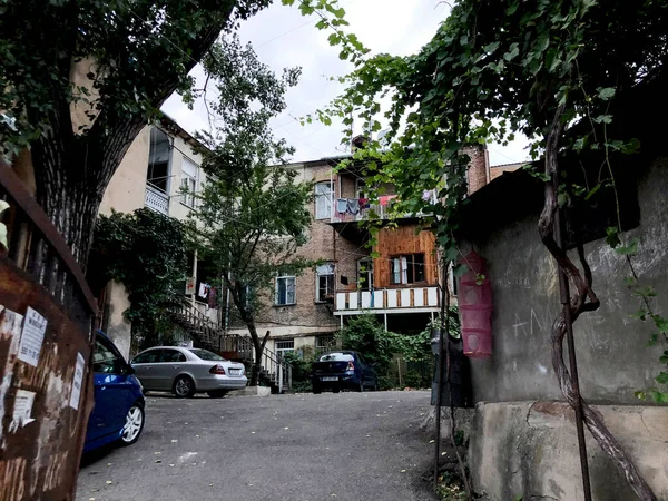 Tbilisi Georgia Julio 2019 Antigua Arquitectura Puertas Decoración Exterior Tbilisi —  Fotos de Stock