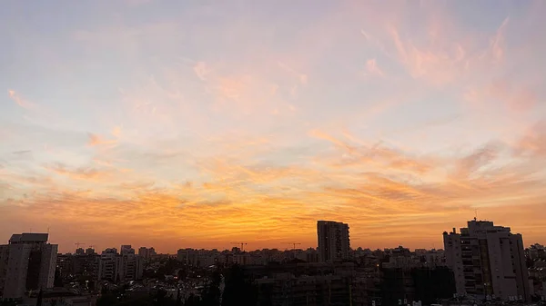Widok Okna Miasto Zachodzie Słońca Wysokiej Jakości Materiał — Zdjęcie stockowe