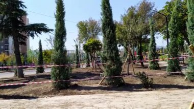 Tiflis 'in banliyölerinde yeni yapılmış eğlence parkı