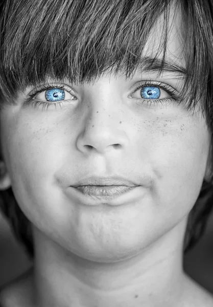 Insightful look blue eyes boy — Stock Photo, Image
