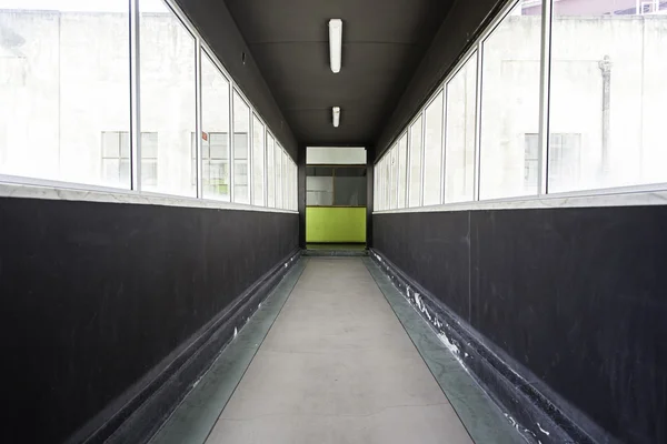 Hall of an old factory — Stock Photo, Image