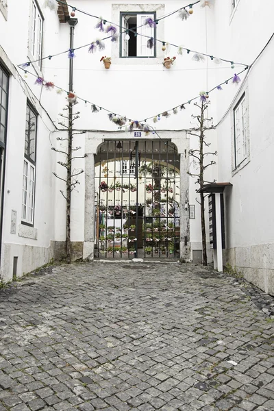 Beco antigo e histórico em Lisboa — Fotografia de Stock