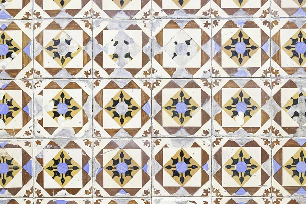 Típicos azulejos antiguos de Lisboa —  Fotos de Stock