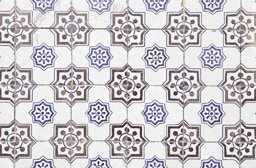 Wall tiles with typical old Lisbon