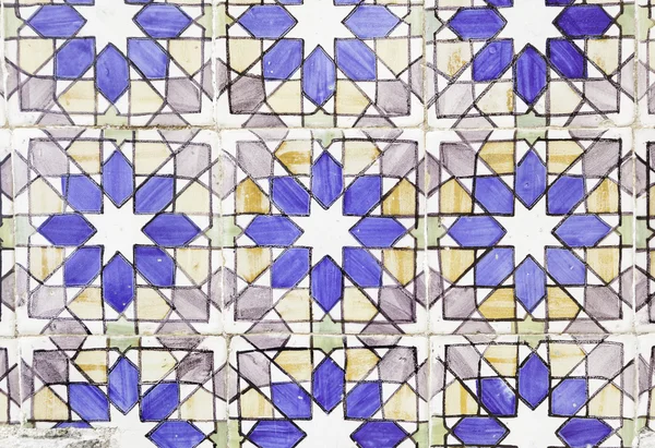 Azulejos de pared con la típica vieja Lisboa —  Fotos de Stock