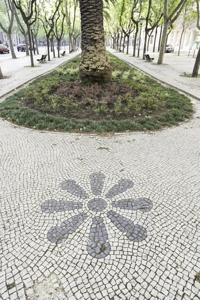 Viale tipico di Lisbona — Foto Stock