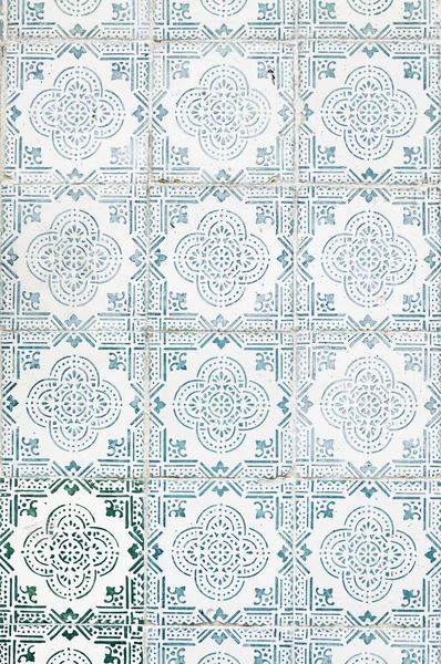 Typical old Lisbon tiles — Stock Photo, Image
