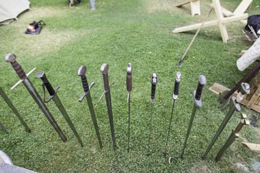 Antik ortaçağ kılıç