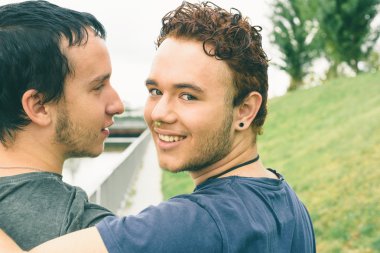 Gay Çift