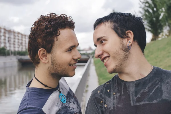 Casal gay — Fotografia de Stock