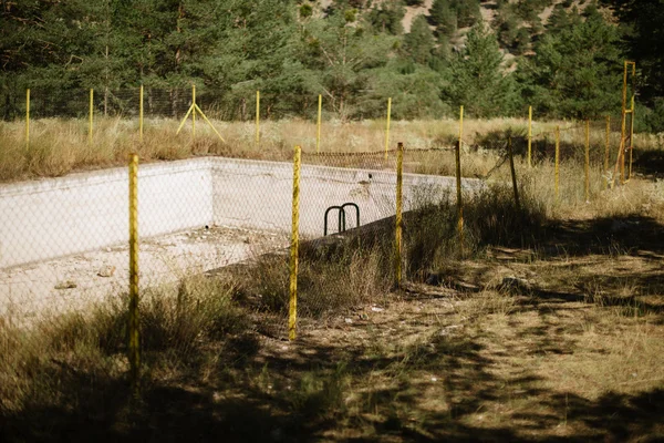 Piscine désolée — Photo