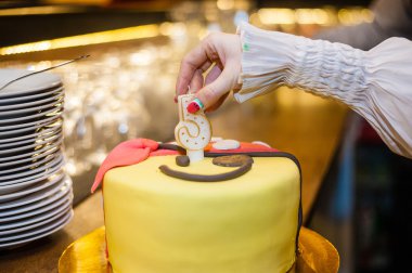 Mumlu doğum günü pastası