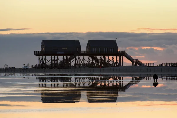 Pôr Sol Praia Sankt Peter Ording Alemanha — Fotografia de Stock