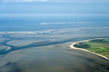 havadan görünümden Almanya'nın kuzeyinde schleswig-holstein wadden Denizi Ulusal Parkı
