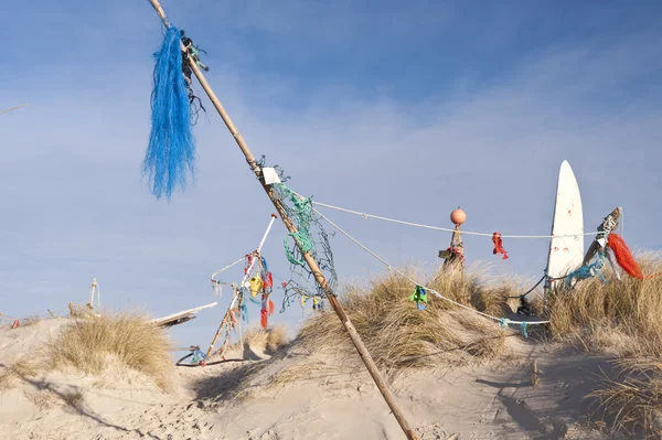 Cabaña de playa hecha de Flotsam — Foto de Stock