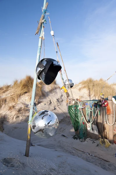 Strand Hut gemaakt van Flotsam — Stockfoto