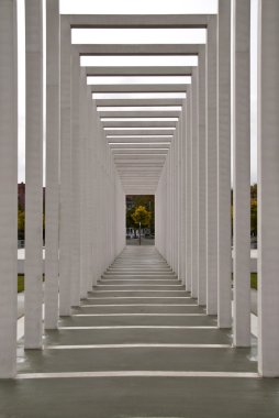 Perspectivic kapıları