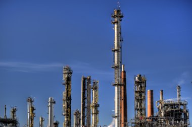 petrol rafinerisi Almanya